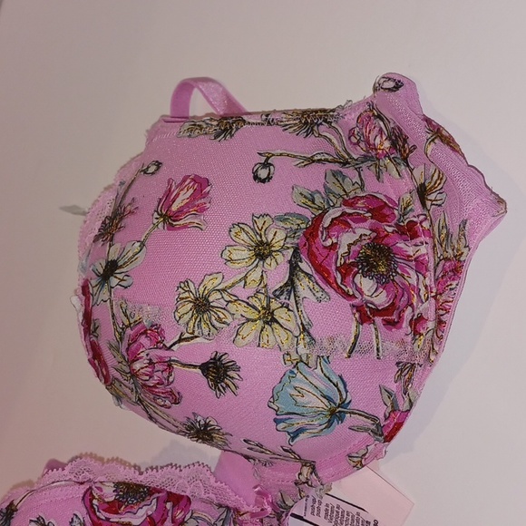 NWT Victoria's Secret - Floral Bra - Picture 6 of 13